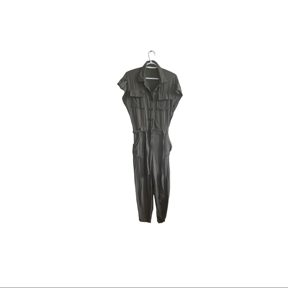 Evian Green Belted short sleeve collar quarter button/zip jumpsuit